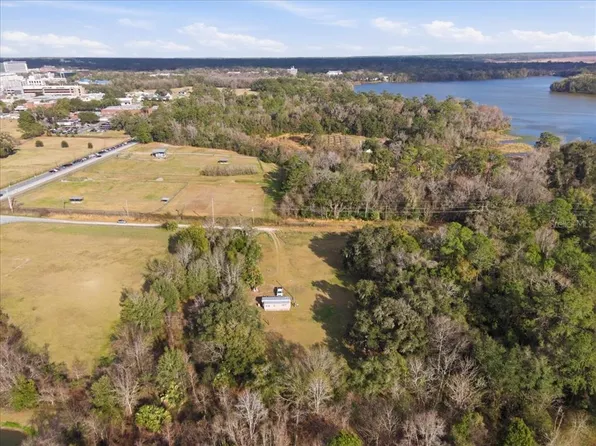 2400 SW 23rd Ter, Gainesville, FL 32608