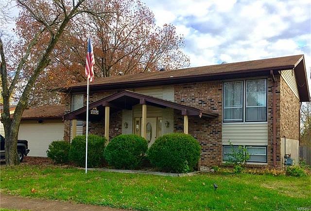 1st image of 4414 Tarlton Dr