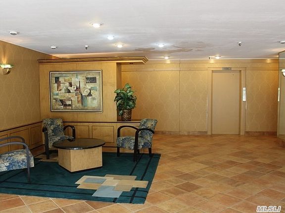 5th image of 25 Park Pl APT 2K