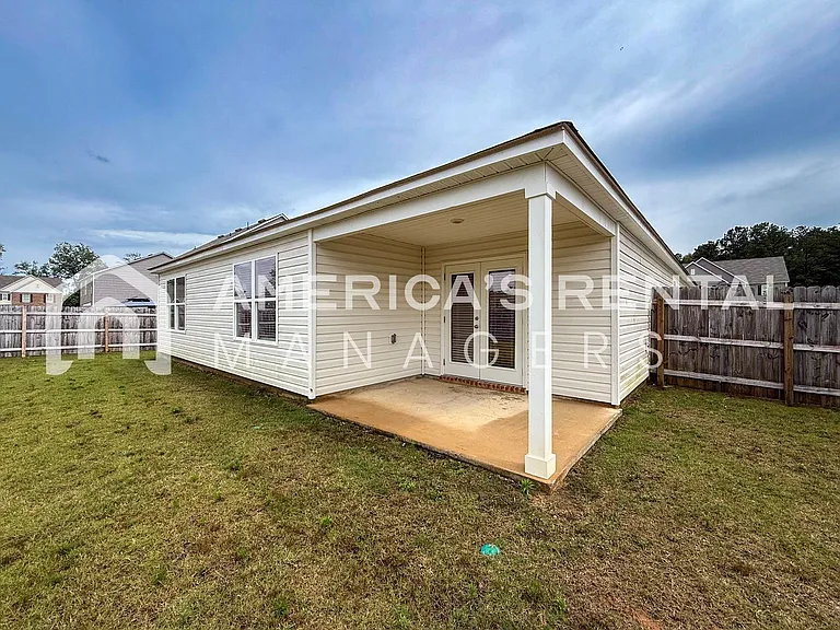 17917 April Leigh Cir — Photo 23