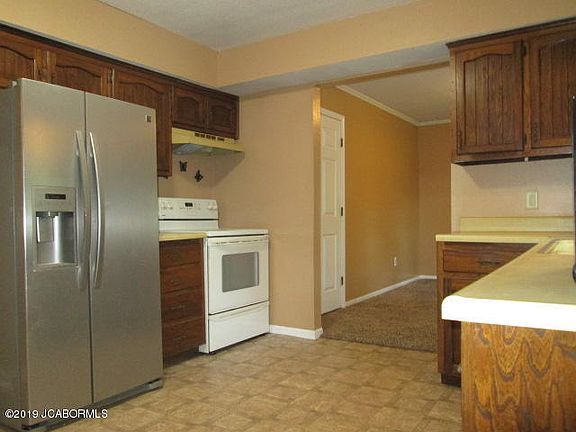 5th image of 11258 Dena Dr