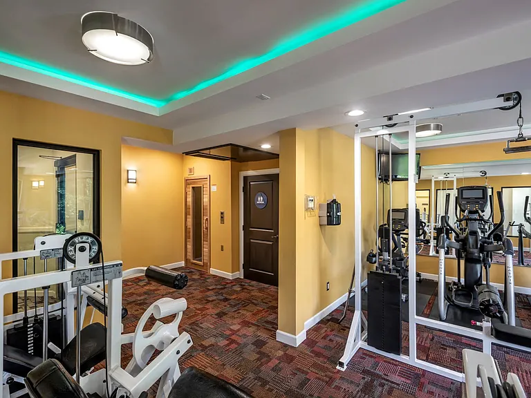 Apartments in Hollywood, CA - Fitness Center with Equipment