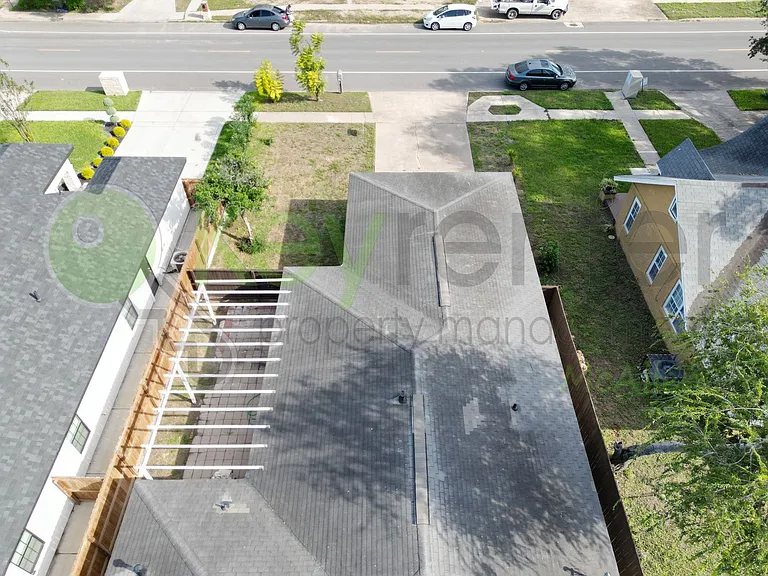 415 N 17th St — Photo 46