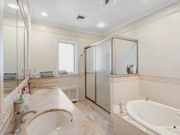 853 East 26th Street image 14 of 14