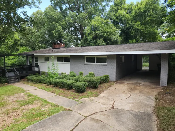 4001 Calhoun Dr, Columbus, GA 31903