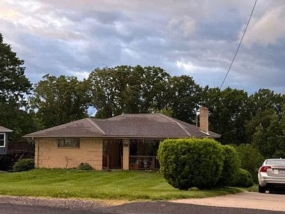 2nd image of 282 Coraopolis Rd