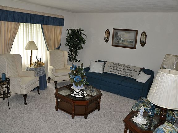 Den or Formal Living Room