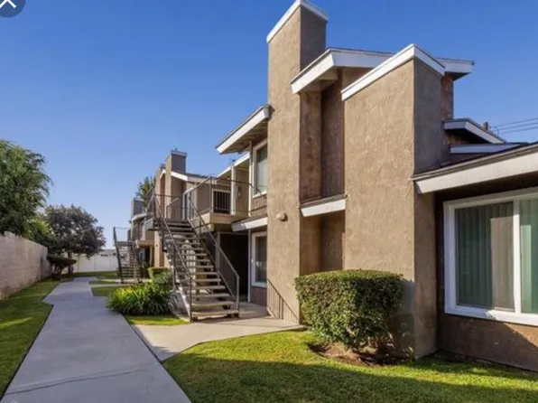 369 W Bay St APT I, Costa Mesa, CA 92627