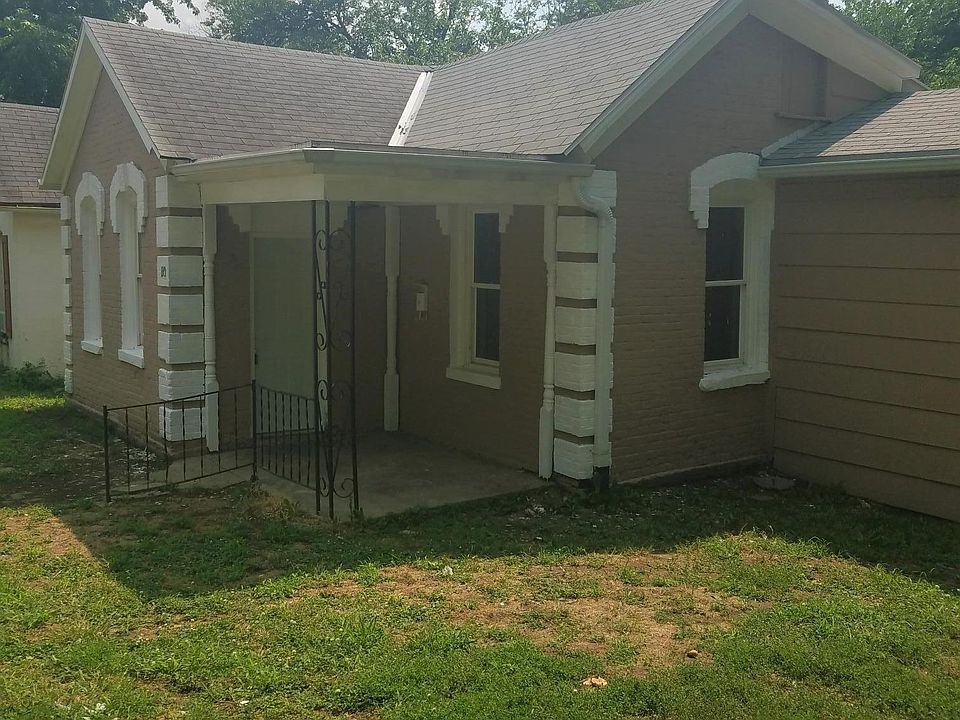 1st image of 110 S 22nd St
