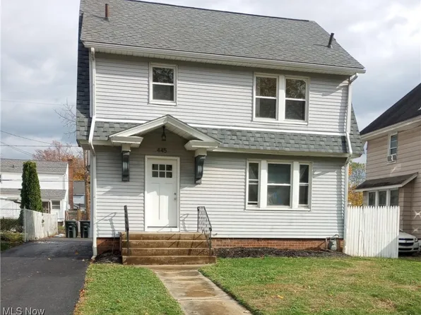 445 Beechwood Dr, Akron, OH 44320