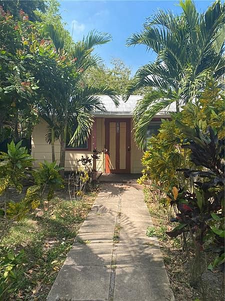 1st image of 3913 SW 13th Ct