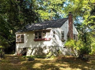 3760 Brook Ln, Shrub Oak, NY 10588