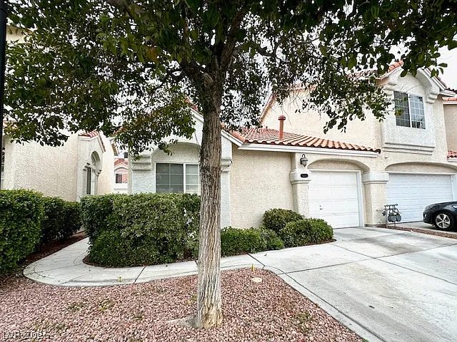 5255 Island Chain Rd — Photo 17