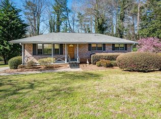 2576 Creekview Dr SW, Marietta, GA 30008