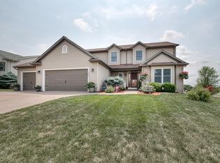 1403 Fairfield Ct, Watertown, WI 53098