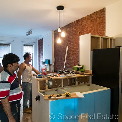 Rented by Space Real Estate | media 40