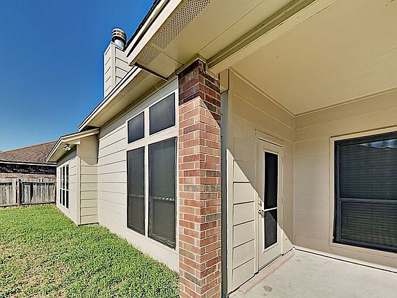 3rd image of 2509 Wishbone Ct