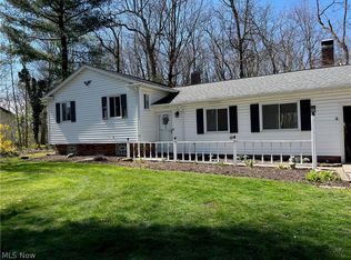 696 Meadowood Dr, Mayfield Village, OH 44143