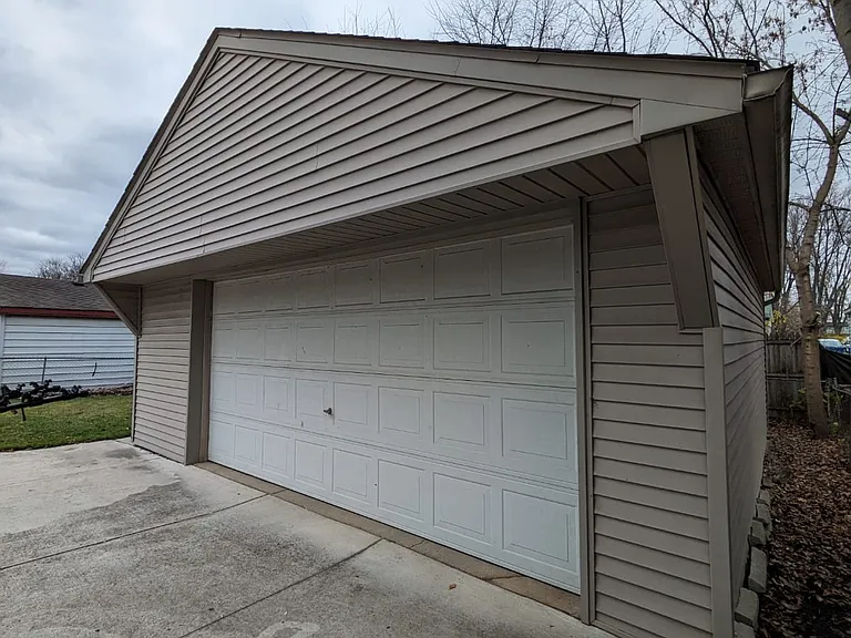 13241 Brainwood Ave — Photo 31