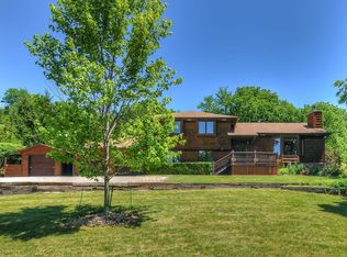 56723 Glover Rd, Glenwood, IA 51534