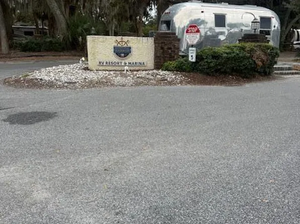 43 Jenkins Island Rd #25, Hilton Head Island, SC 29926