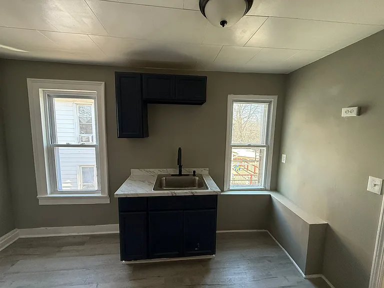 16 Doubleday St #2F — Photo 7