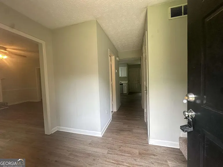 40 Lake Ct — Photo 4