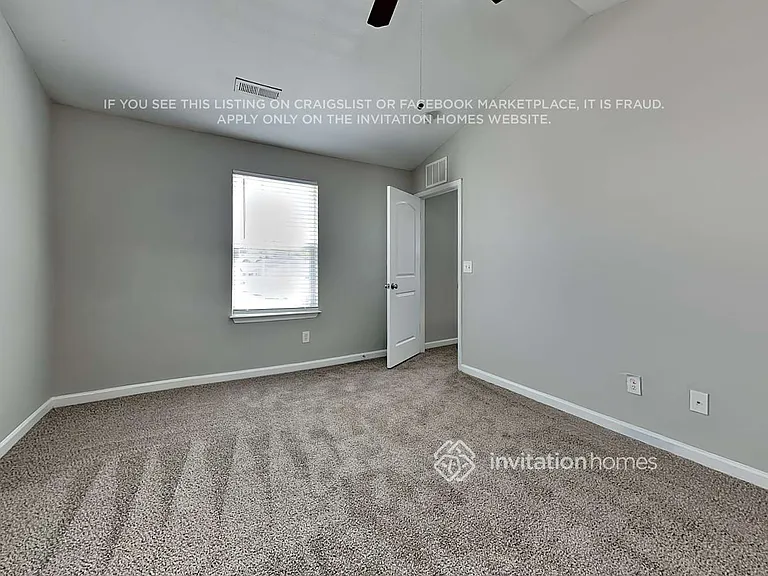 2402 King Malcolm Ln — Photo 9