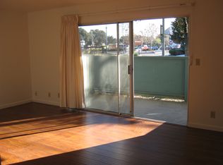 4101 Eggers Dr APT 5, Fremont, CA