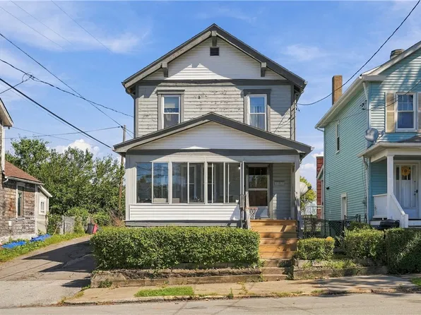 1911 McClure St, Homestead, PA 15120