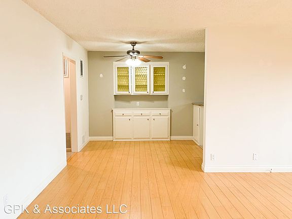 5th image of 3752 Mentone Ave #8704275