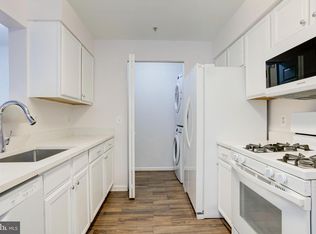 14174 Cuddy Loop APT 204, Woodbridge, VA 22193