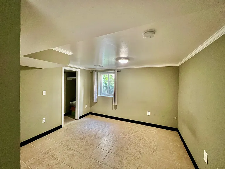 18-20 Rice St #1 — Photo 13