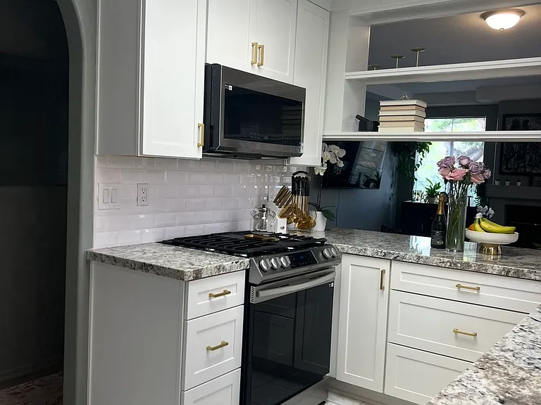 3591 Cameo Dr #11 — Photo 8