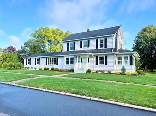24 Sunset Dr, Geneva, NY 14456