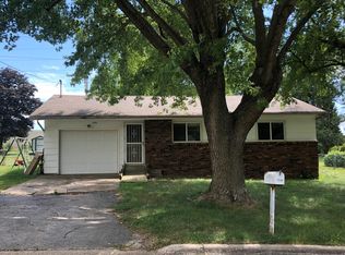 1046 S Craig Ave, Springfield, MO 65804