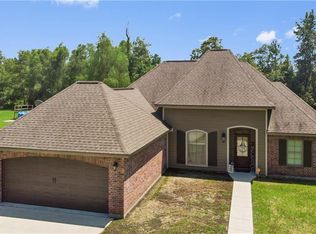 1363 E Liechty Rd, Lake Charles, LA 70611