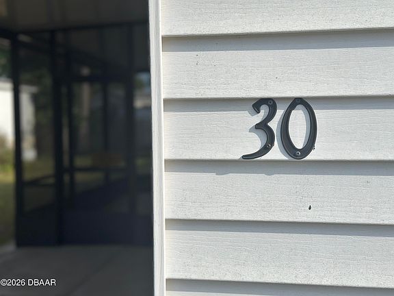 4th image of 30 Elda Ln