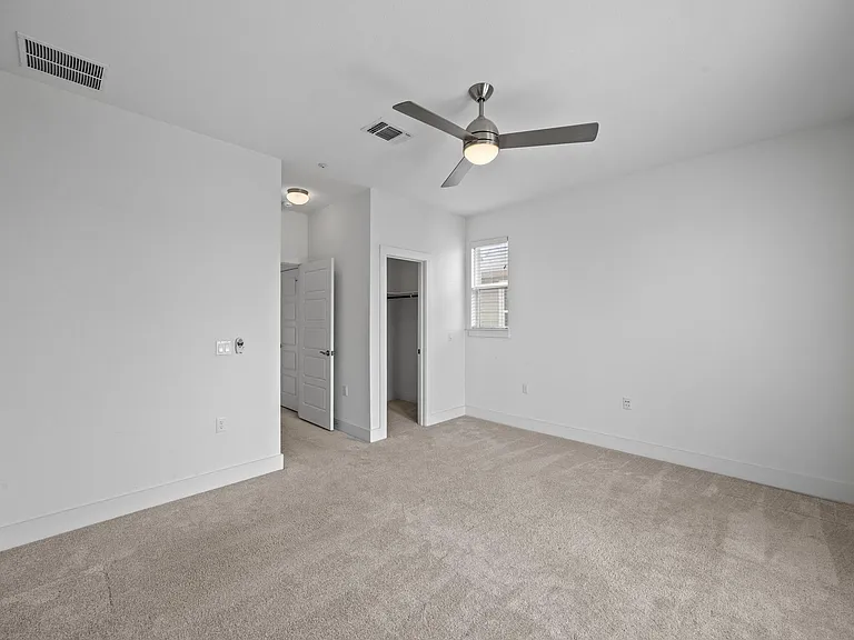 2222 Simond Ave #E — Photo 25