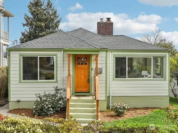 3216 24th Avenue W, Seattle, WA 98199