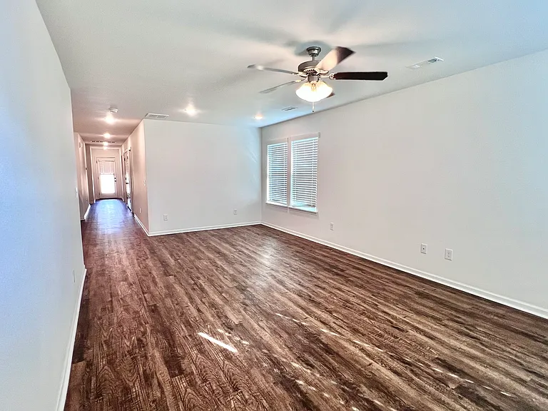 311 Alex Jordan Dr — Photo 4