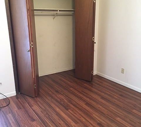 4th image of 1017 Plaza Del Sol