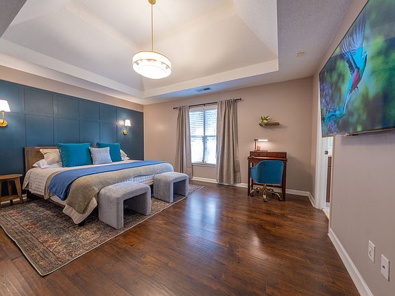 Primary Bedroom - King Bed