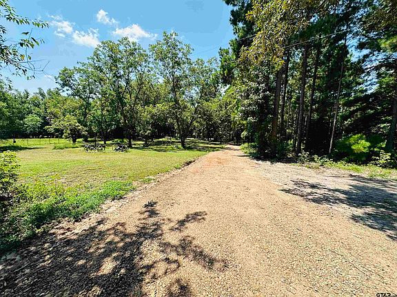 4th image of 1235 County Road 4579