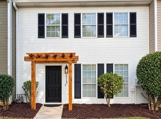 213 Willow Point Cir, Alabaster, AL 35007