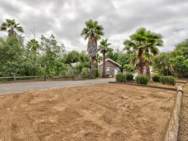 Sycamore Way — Photo 13