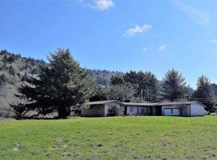 14555 Us Highway 101 N, Smith River, CA 95567