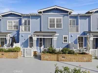 213 Aviation Pl, Manhattan Beach, CA, 90266