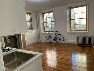 Rented by Gazal International Brokerage Group