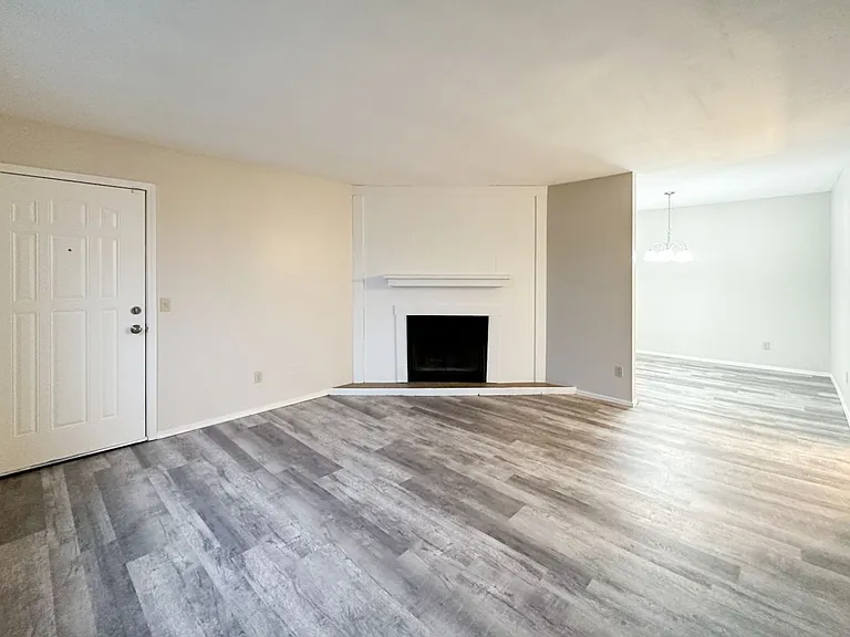 401 12th Ave SE #272 — Photo 1